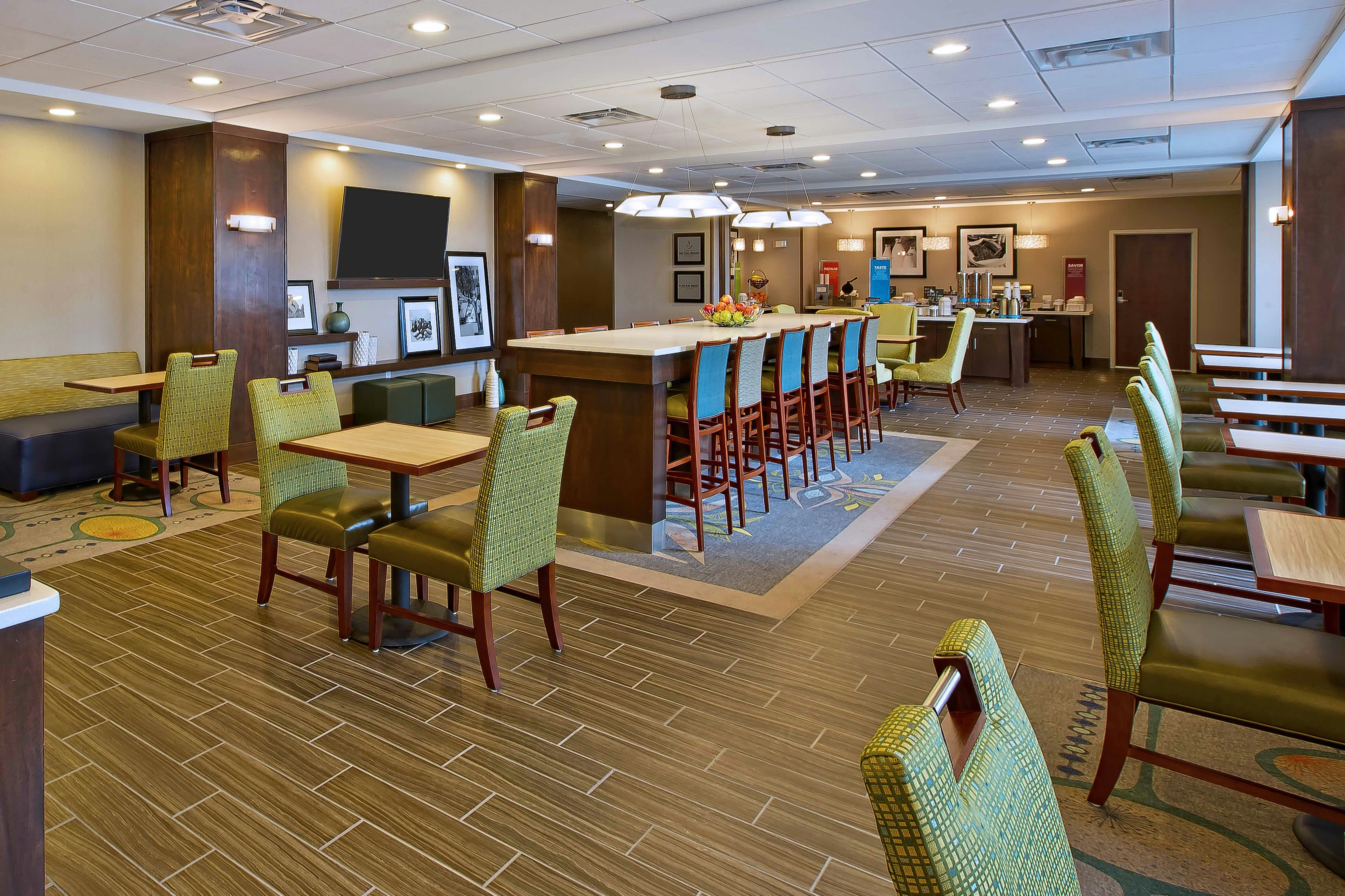 Hampton Inn West Bloomfield Novi 37/43