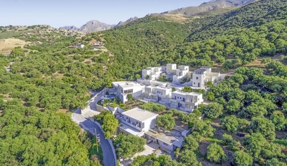Polyrizos Hotel 20/24
