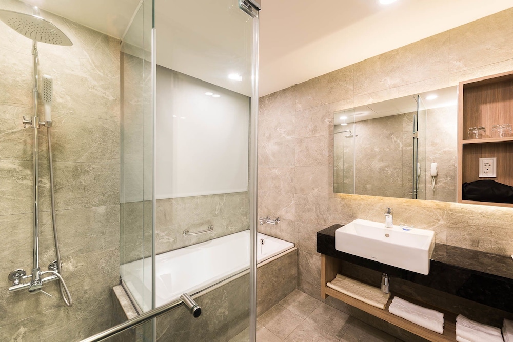 Shin Yuan Park Hotel 43/45