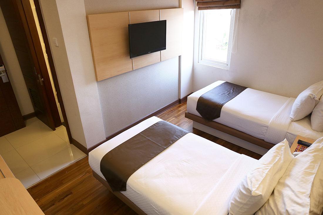 Superior, Twin Beds