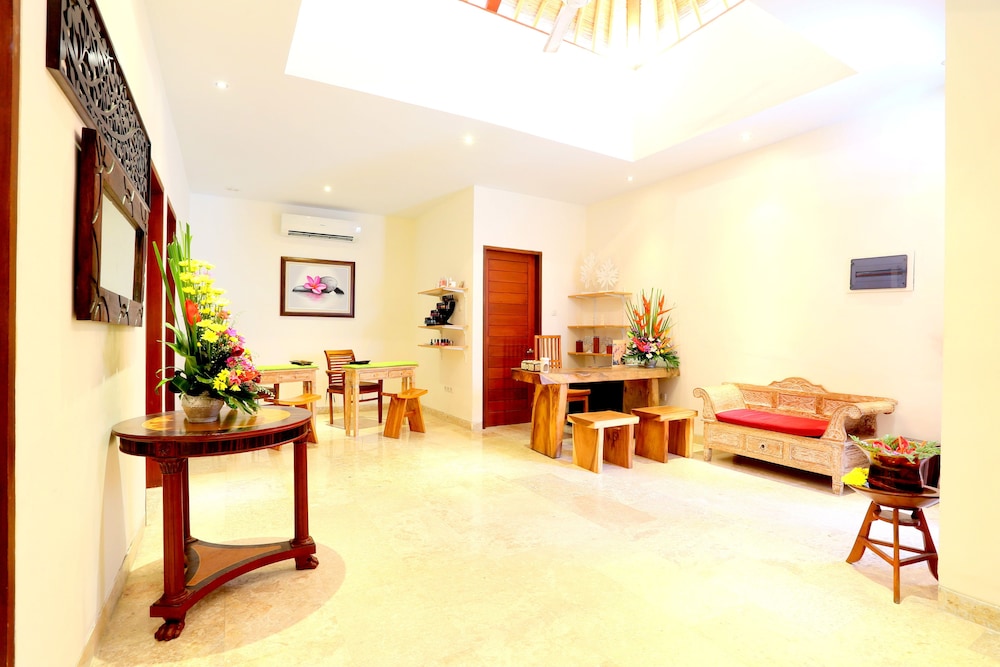 JAS BOUTIQUE VILLAS 21/37