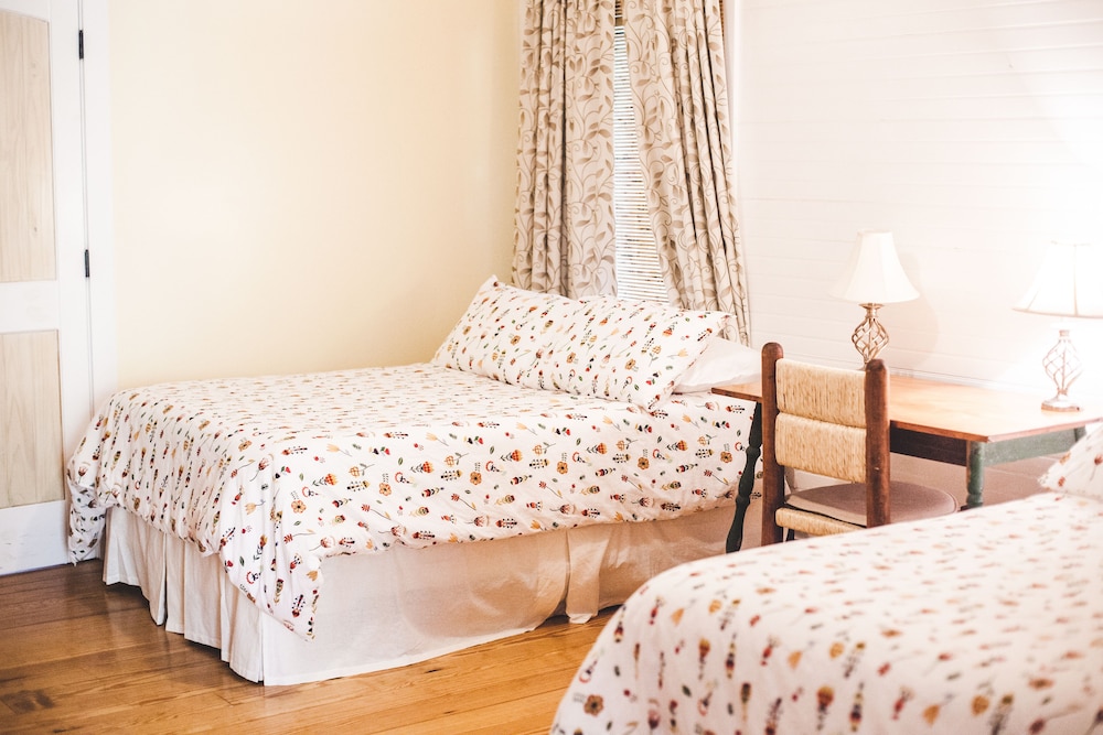 Swamp Rabbit Inn Travelers Rest 15/50