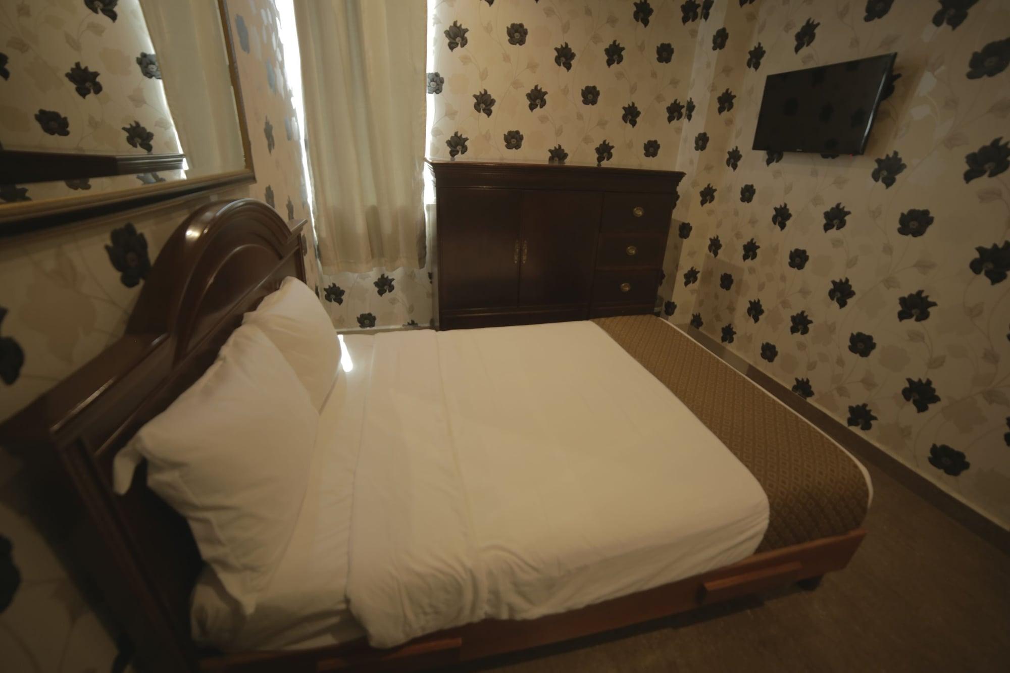 El Regio Hotel 5/17
