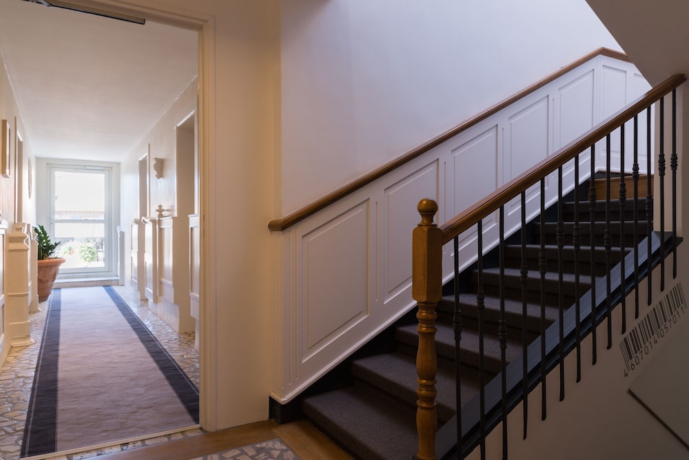 Hotel the Originals Martigues Clair 23/50
