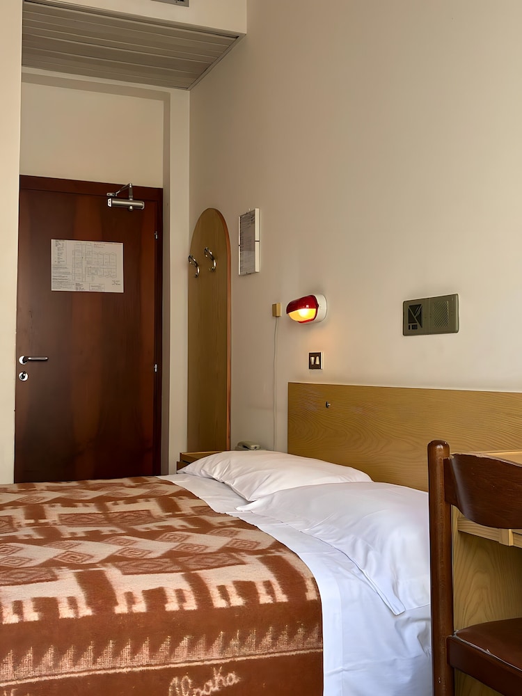 Hotel Columbia Frontemare 10/41