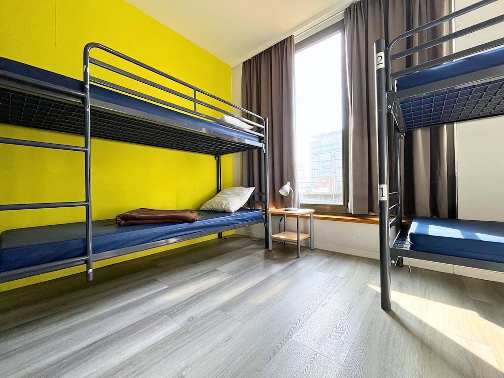 Hostel Van Gogh Brussels 25/50
