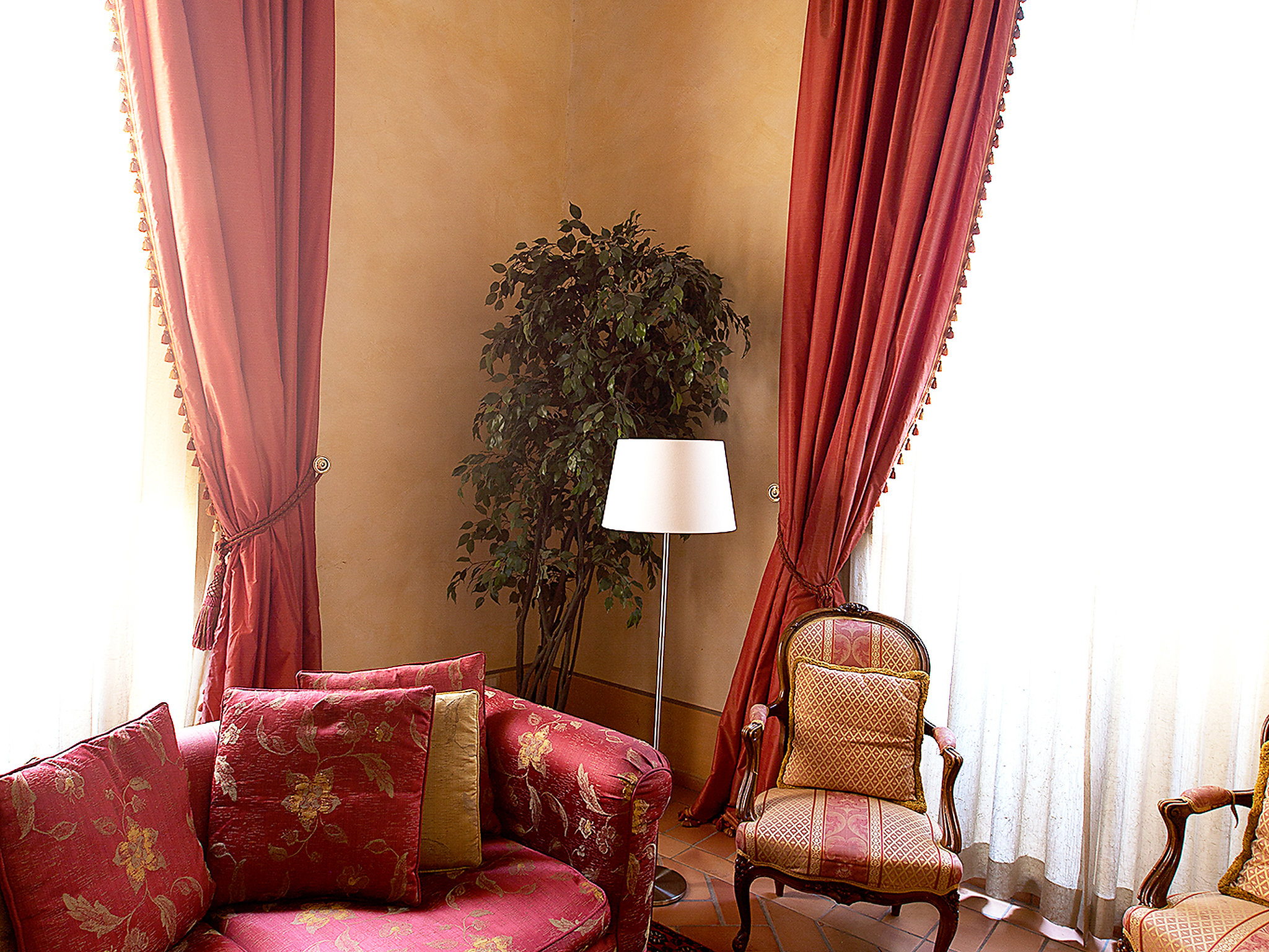Pantheon Luxury 16/50