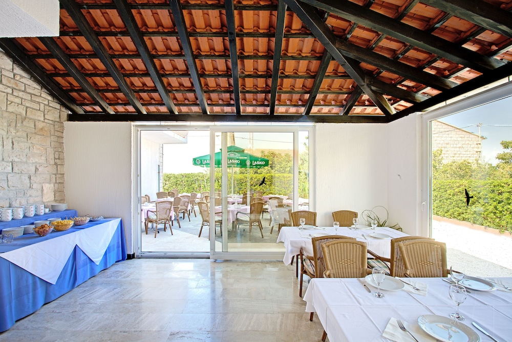 Villa Supetar 12/34
