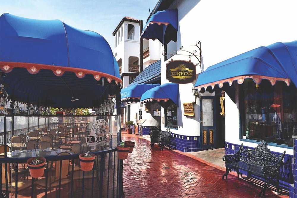 Americas Best Value Inn - Posada El Rey Sol 26/28