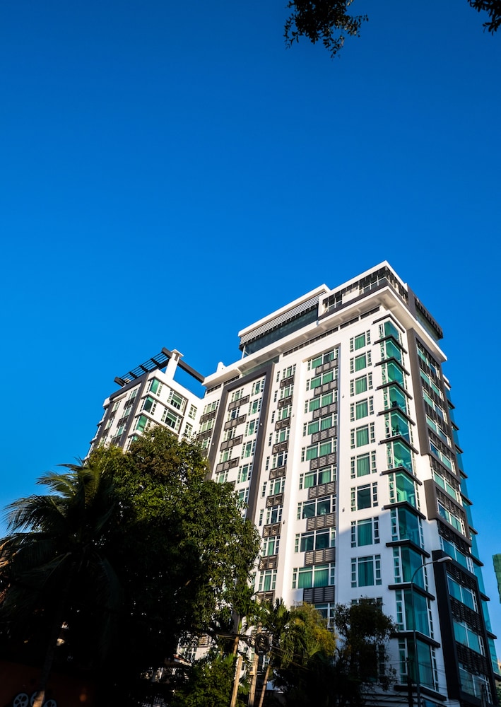 Naki Suites At Silvertown 2/49
