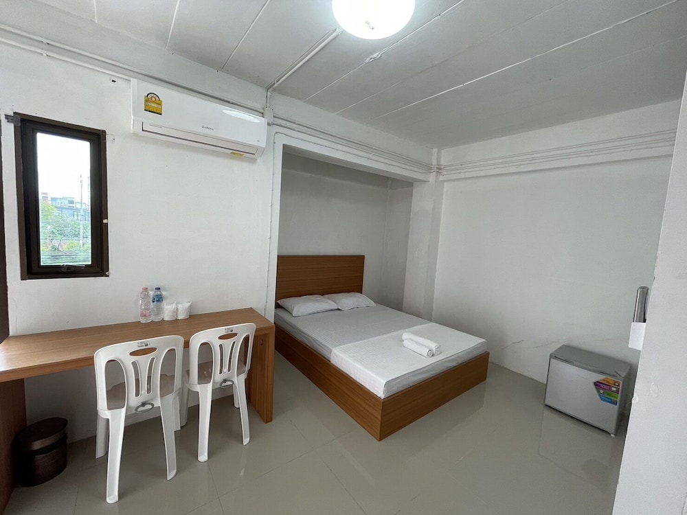 OYO 75577 Palace Hostel 17/32