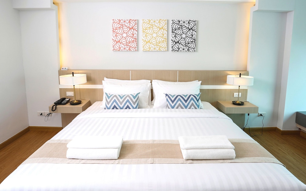 Sann Hotel 12/36