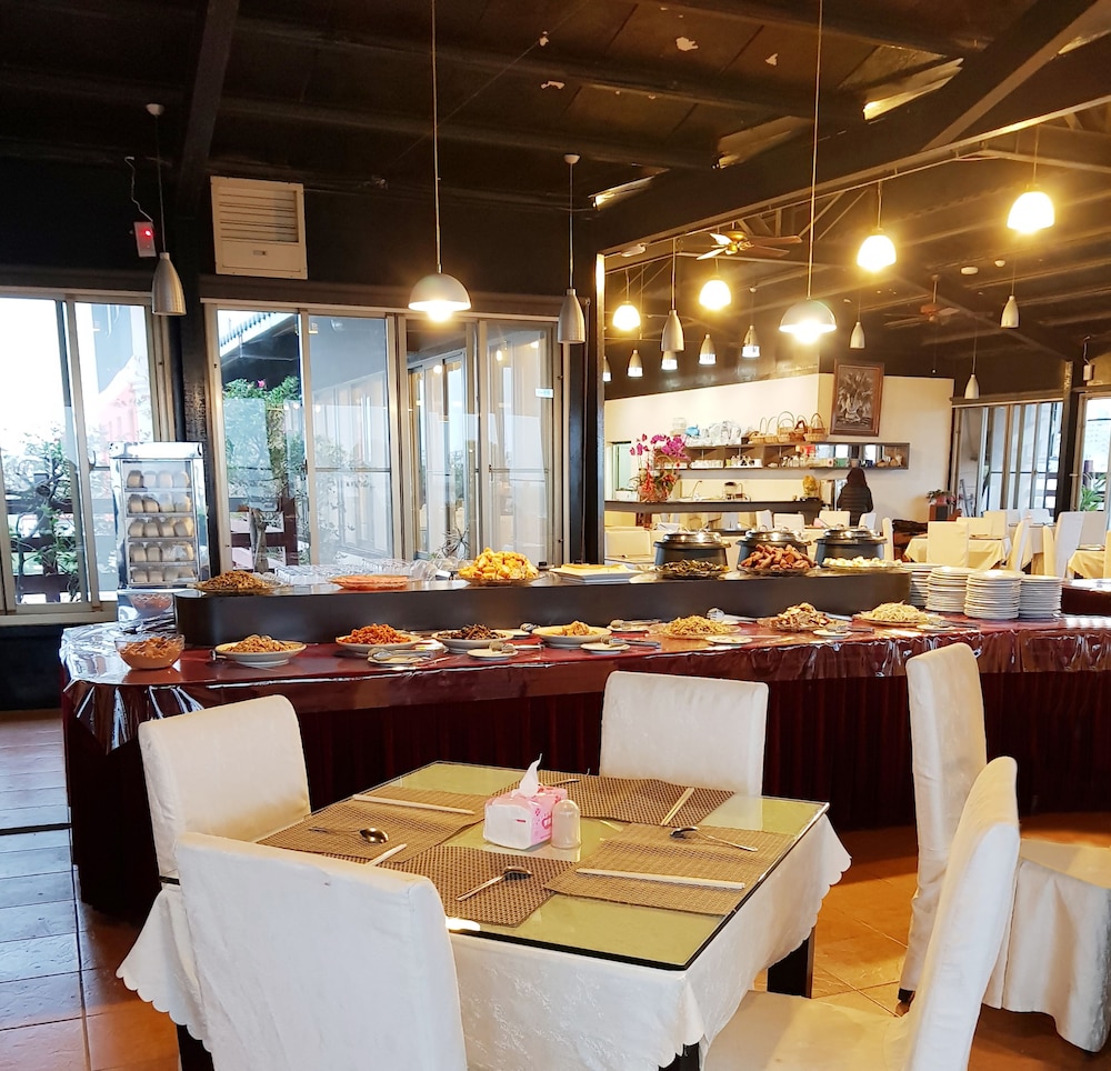 Chang Hong Villa Hotel 59/69
