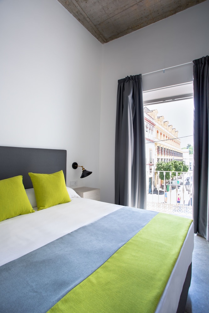 La Puerta de Palacio - Adults Only 8/34