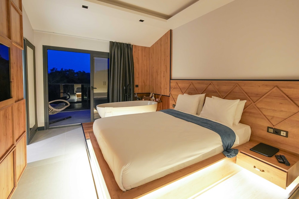 Ramitos Boutique Hotel 15/65