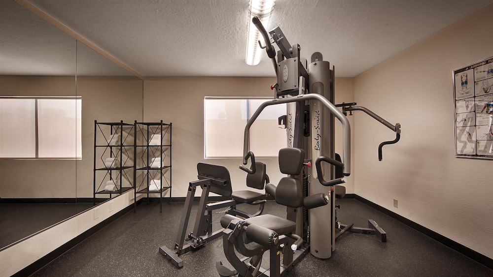 Best Western Plus Scottsdale Thunderbird Suites 25/46