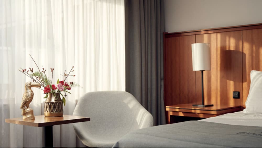 VAN DER VALK HOTEL EINDHOVEN 23/62