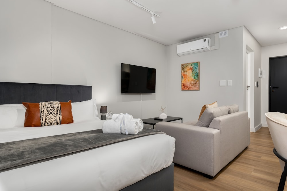 The Tokyo Aparthotel by Totalstay 10/45