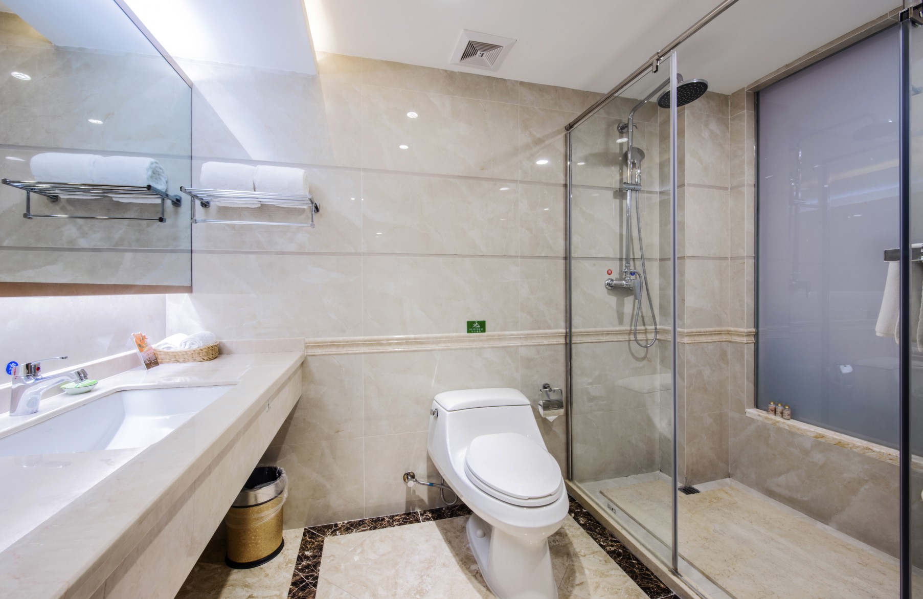 Zhuhai Special Economic Zone Hotel 22/23