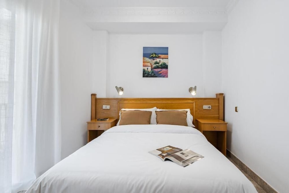 STANDARD, DOUBLE BED