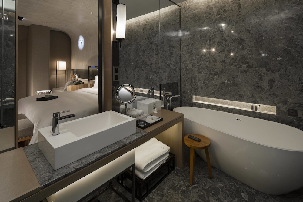 Hui Hotel 29/65