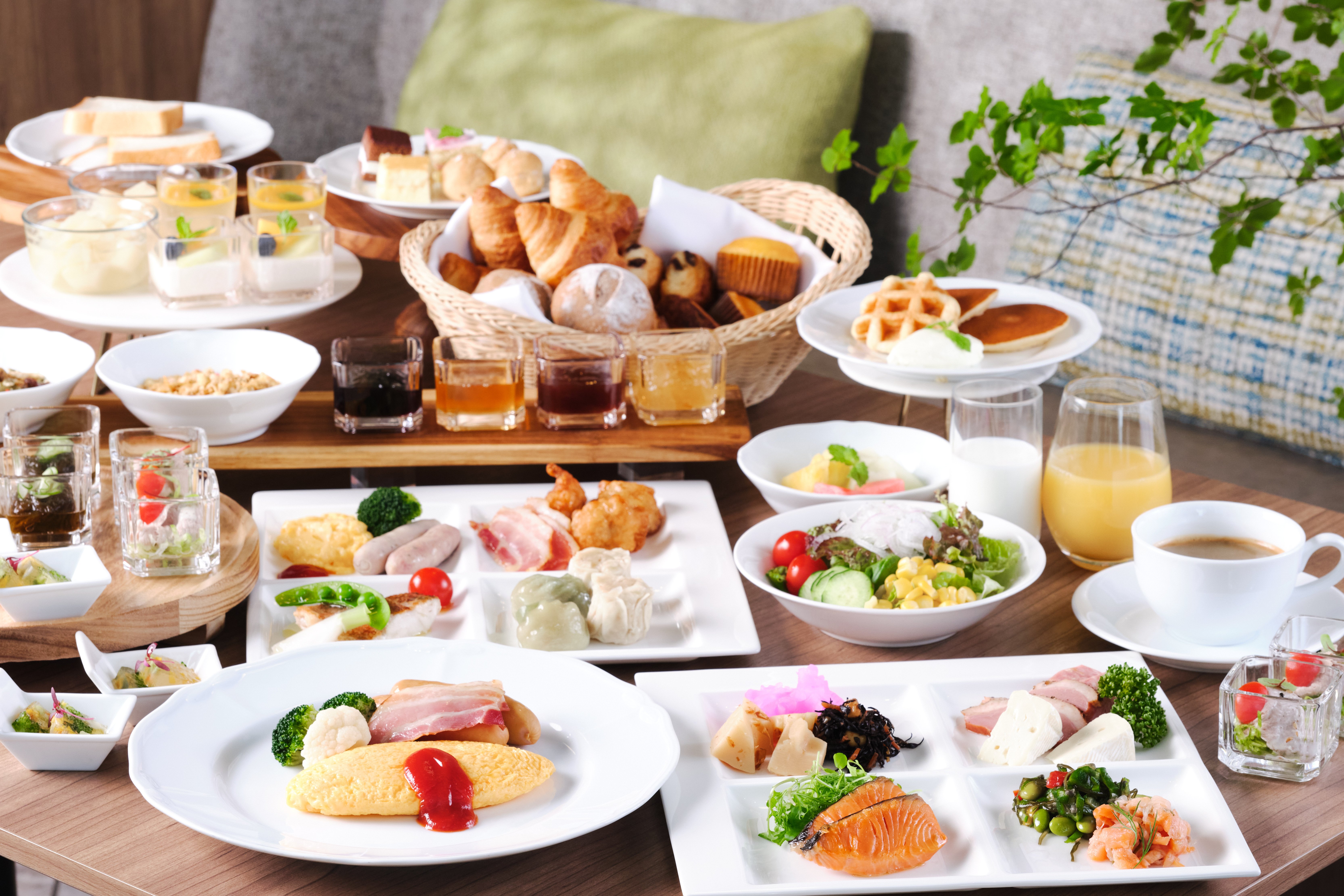 ANA Holiday Inn Tokyo Bay 35/50