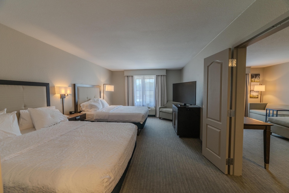 Suite, 2 Queen Beds