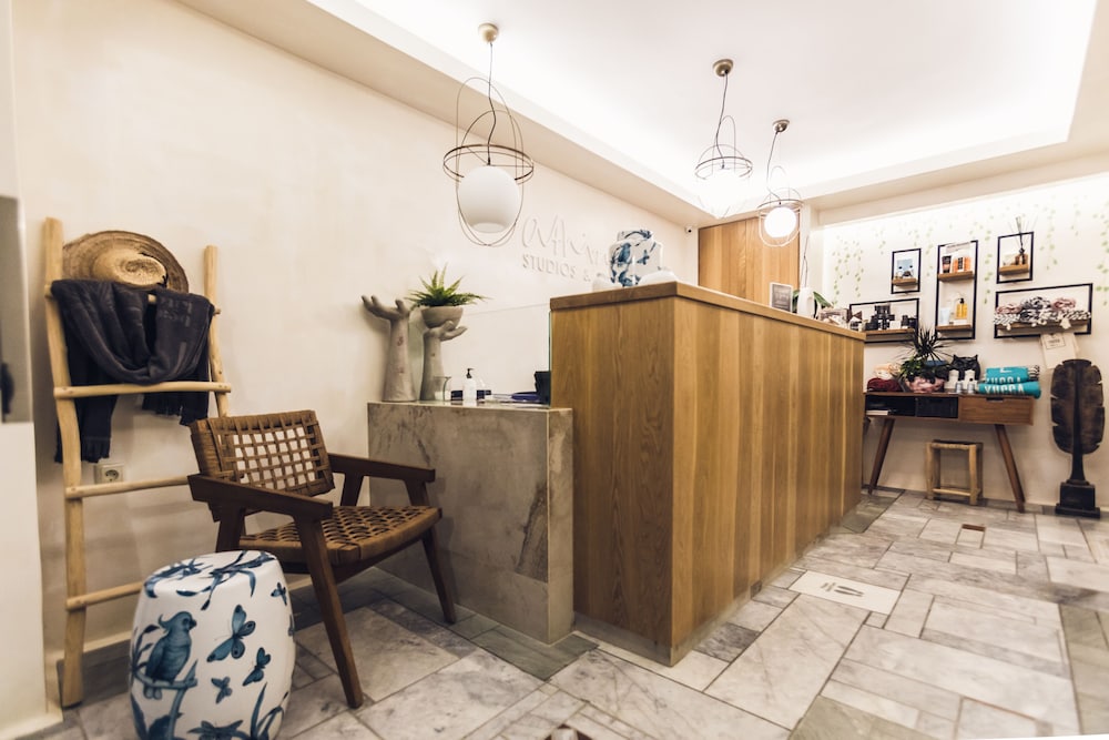 Athina Studios & Suites 3/50