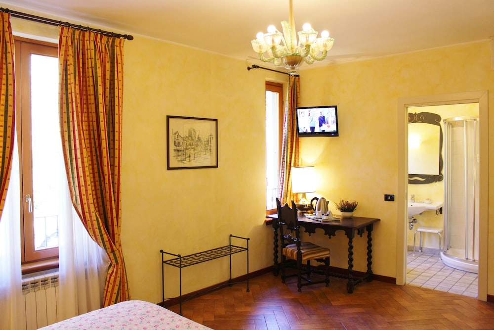 La Valletta Relais 25/38