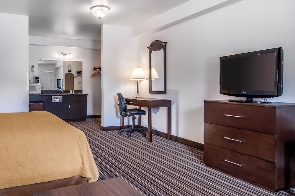 Quality Inn Central Roseburg 24/30