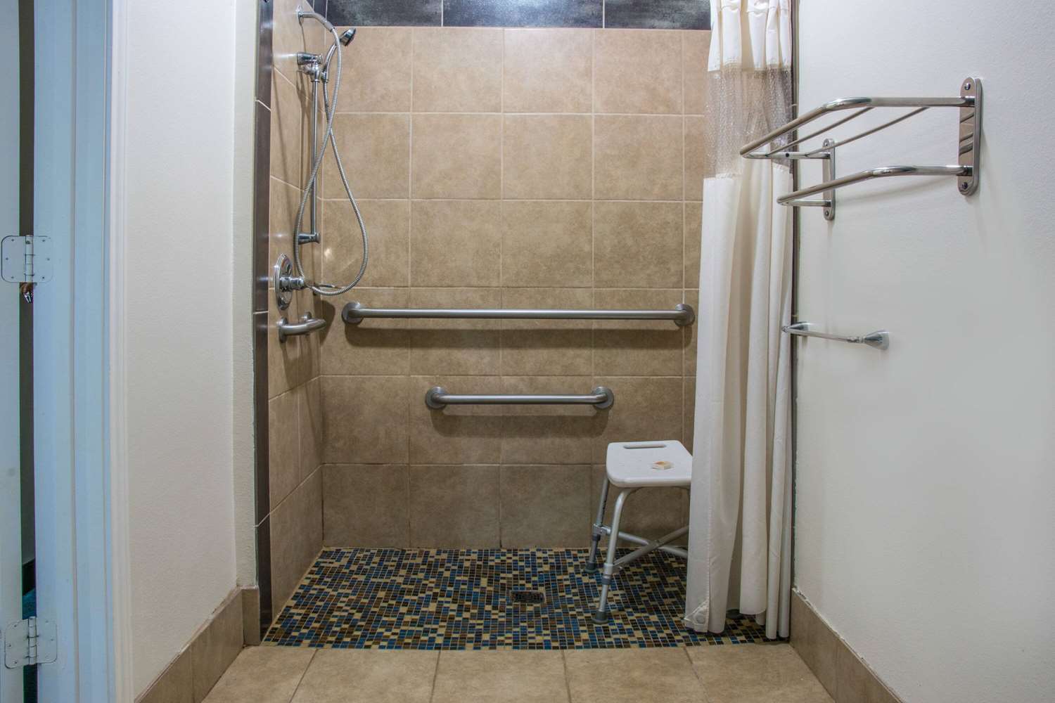 Days Inn By Wyndham Humble/Houston Intercontinental Airport 31/33