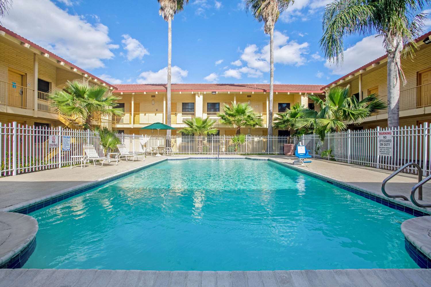 La Quinta Inn Victoria 48/53