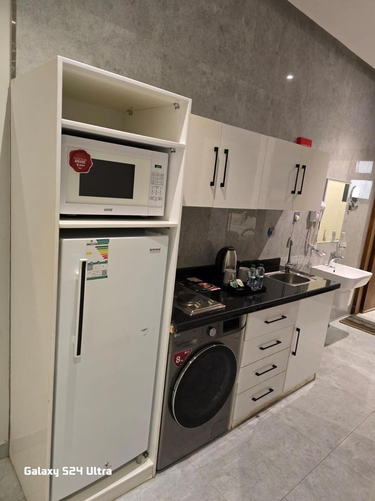 Celine Home Apartment -Tuwaiq 32/43