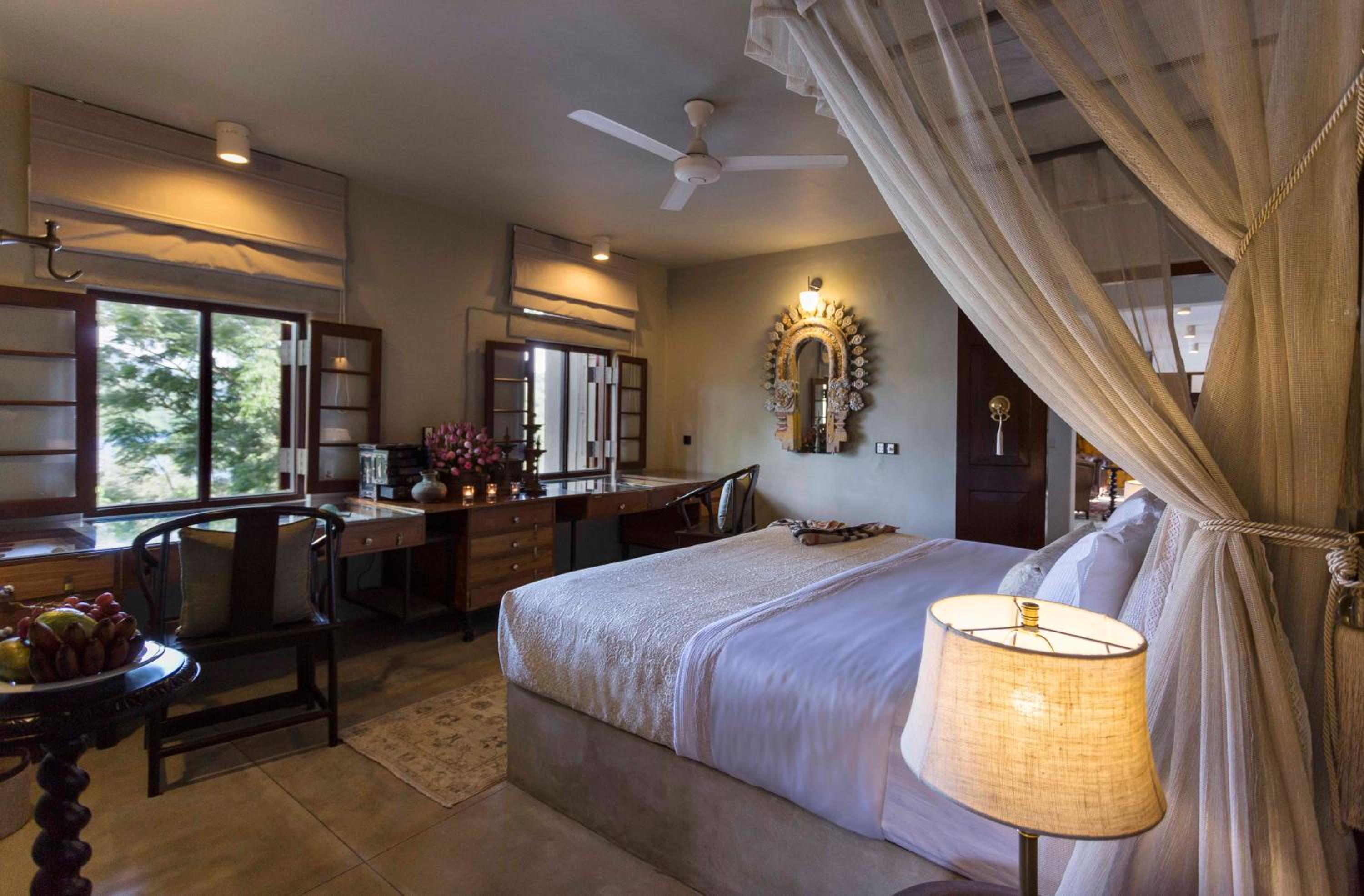 Room, King Bed