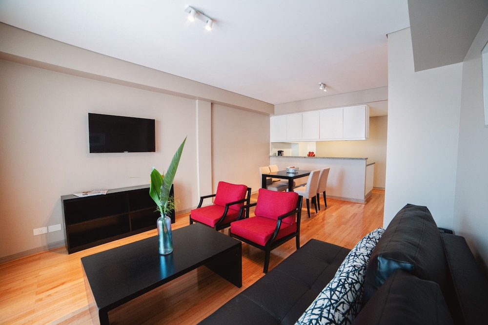 ARC Callao Studios & Suites 28/36