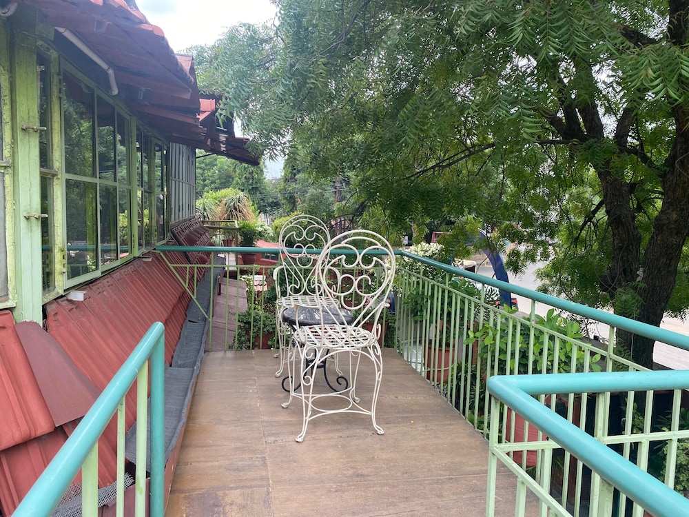 Jaipur Inn 3/62