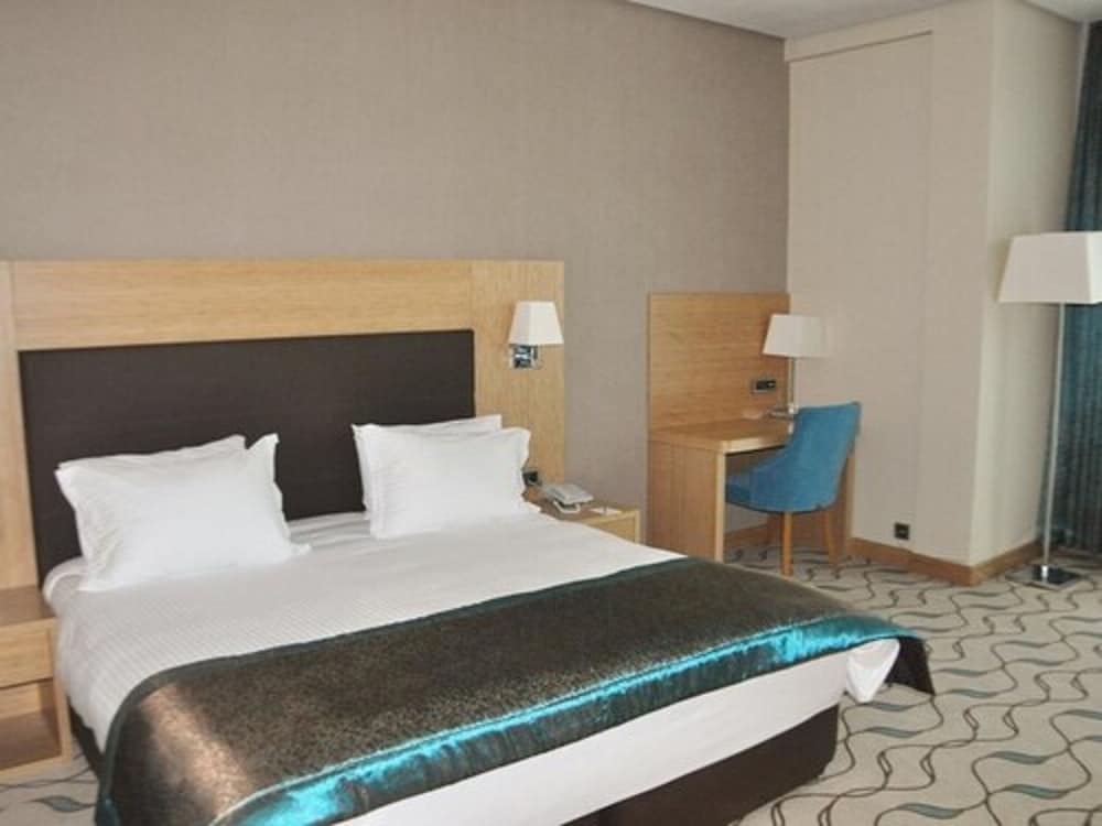 Margi Hotel 11/45