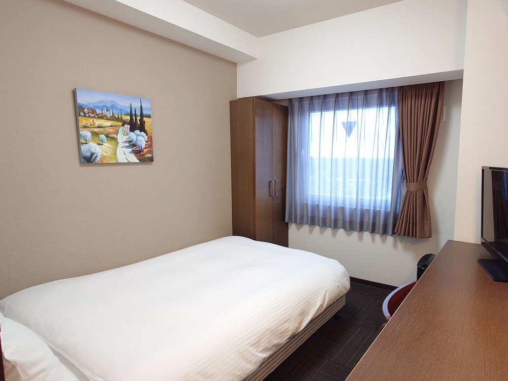 ROOM, SEMI DOUBLE BED, SMOKING