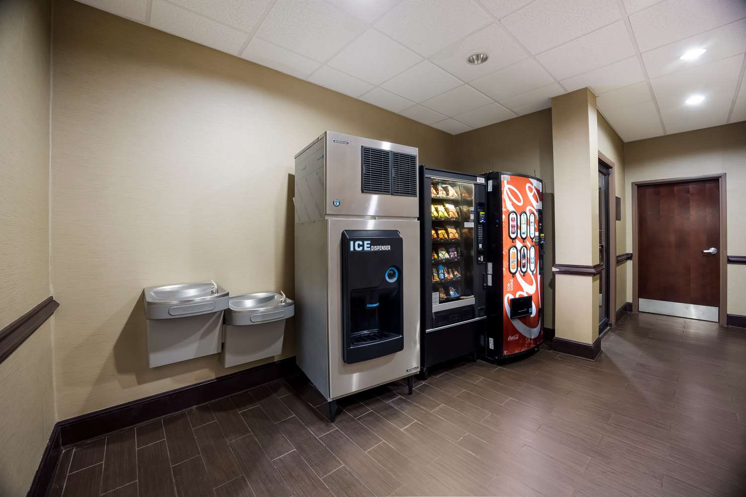 Comfort Inn & Suites Midway - Tallahassee West 25/38