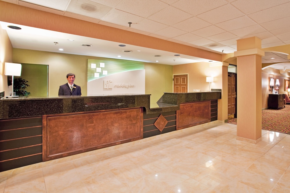 Holiday Inn Hotel And Suites Springfield I 44 8/77