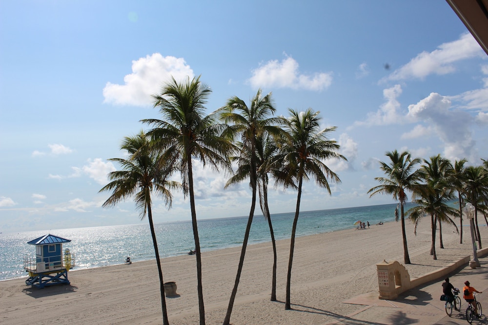 Golden Sand Oceanfront 53/58