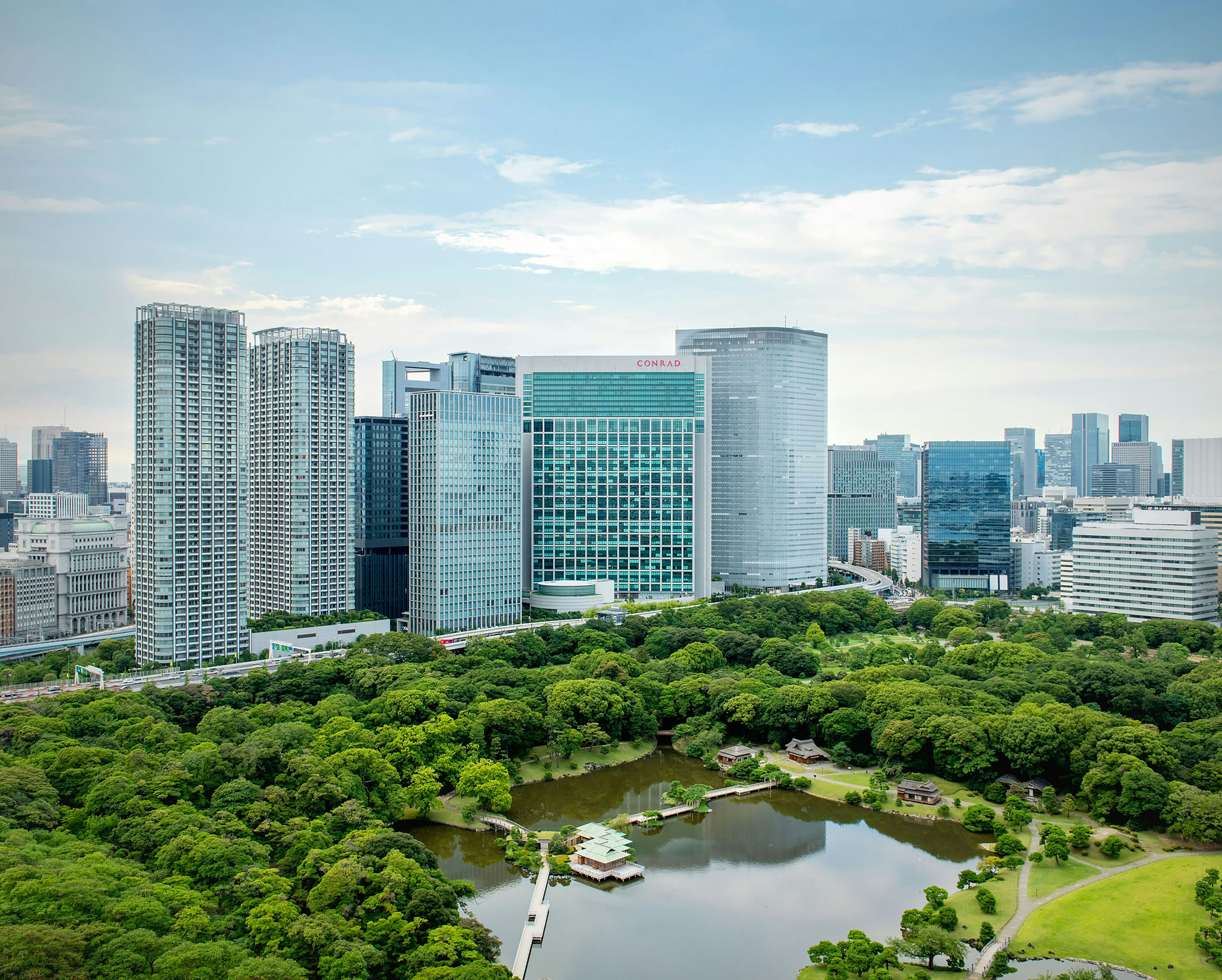 Conrad Tokyo 2/50