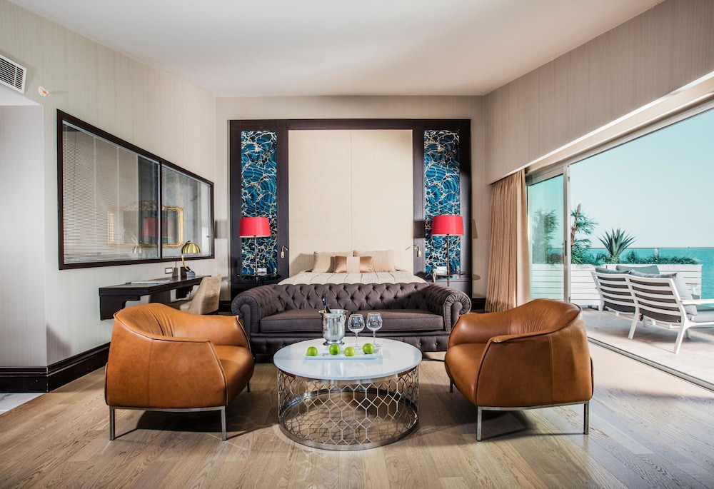 Charisma de Luxe Hotel 33/50