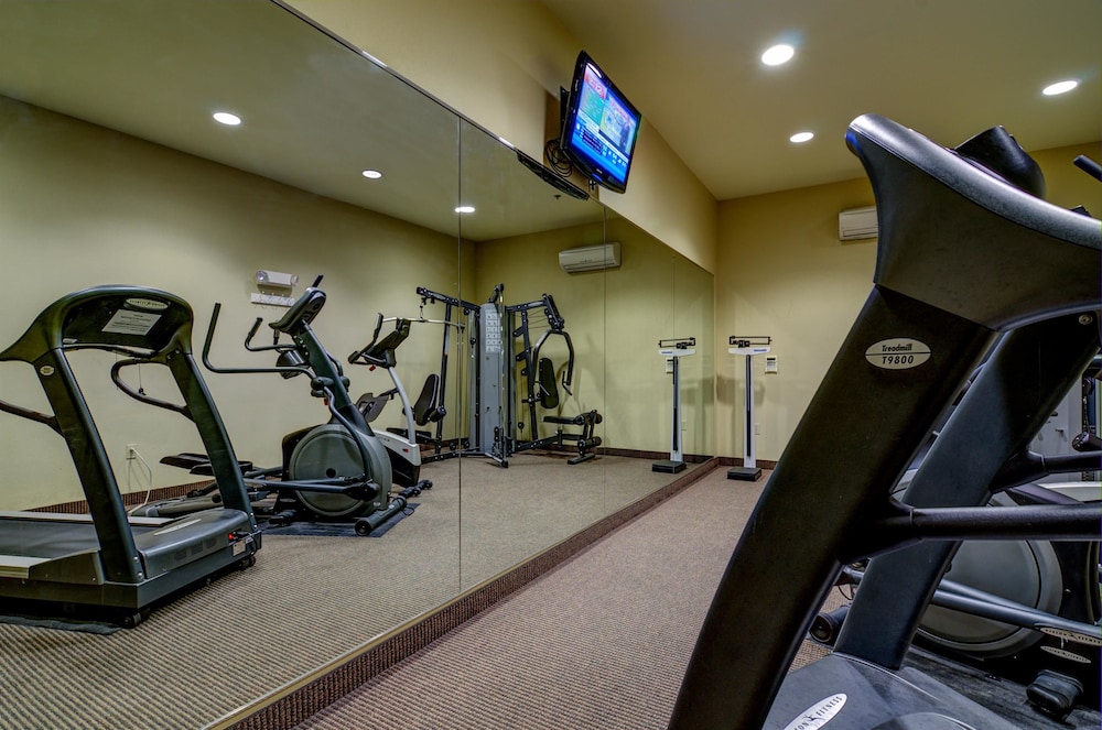 Best Western Plus Butterfield Inn 30/44