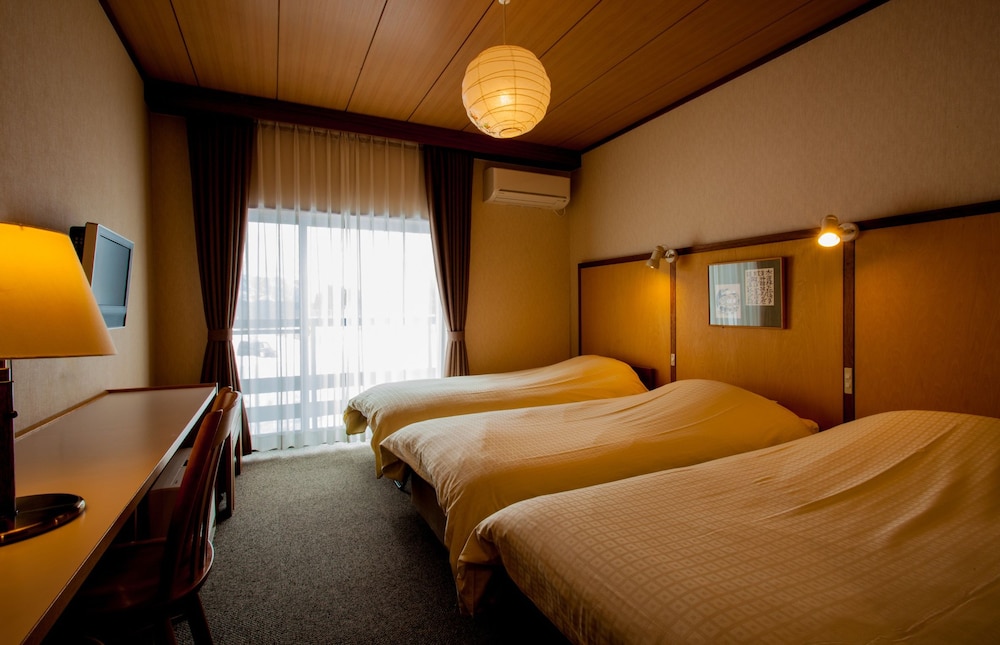 Hotel Kikori 10/50