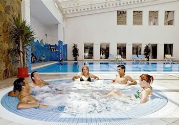 Sural Resort 33/65