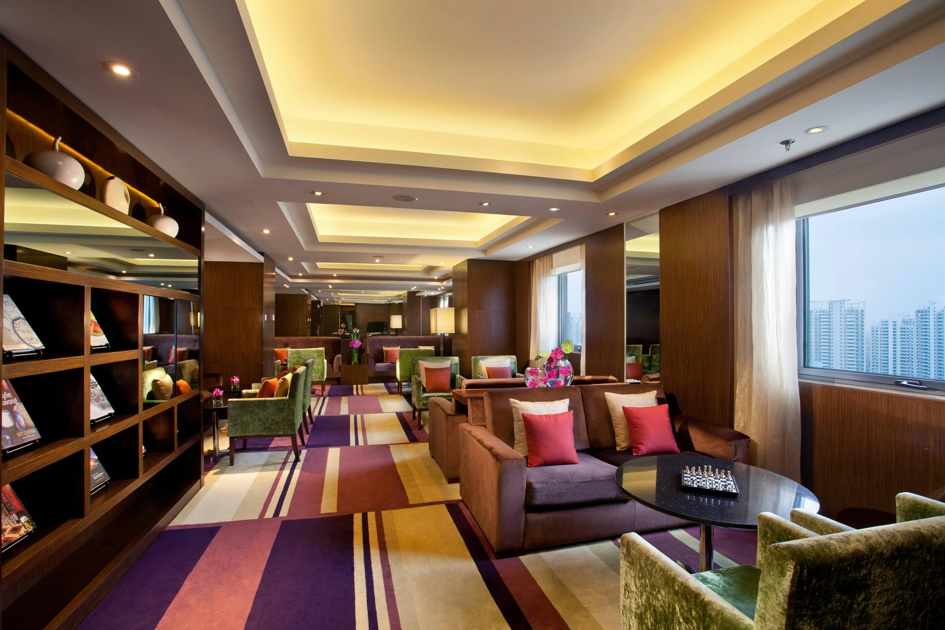 Courtyard By Marriott Xujiahui 35/56