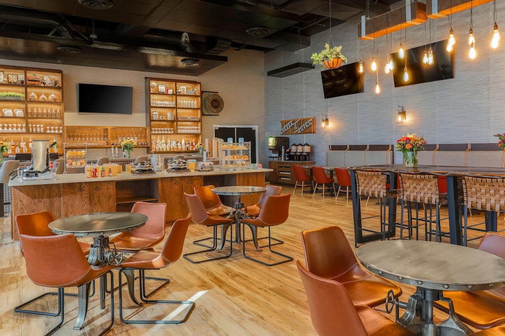 Four Points by Sheraton Amarillo Central 14/28