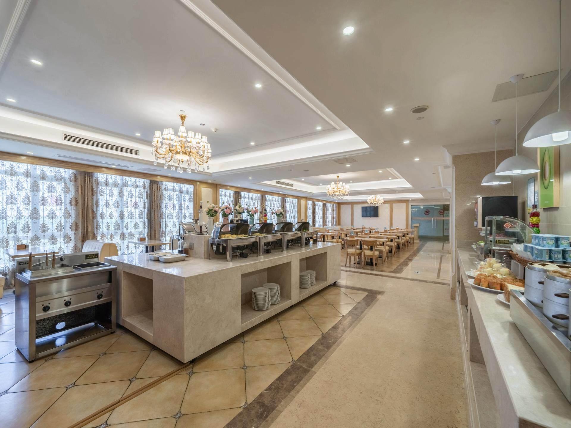 Vienna International Hotel (Wenzhou Airport) 10/31