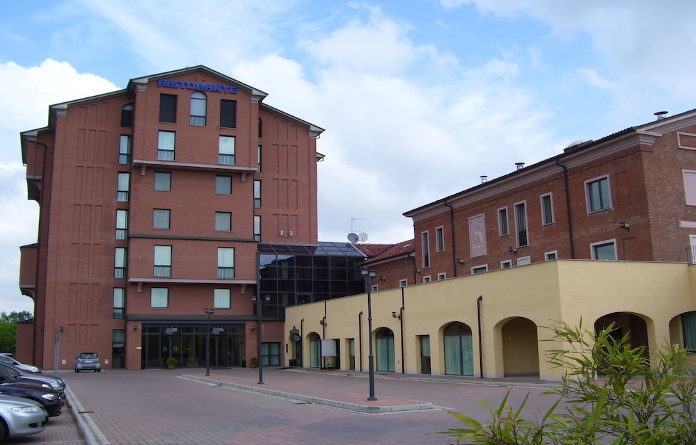 LVG Hotel Collection - Al Mulino 45/50